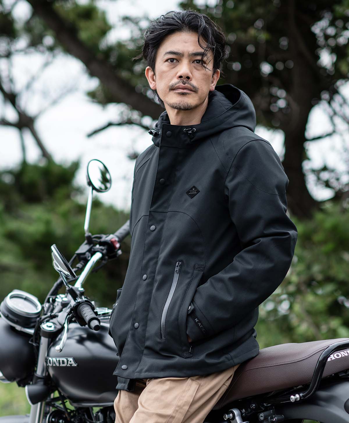 173cm 62kg サイズL ニット着用