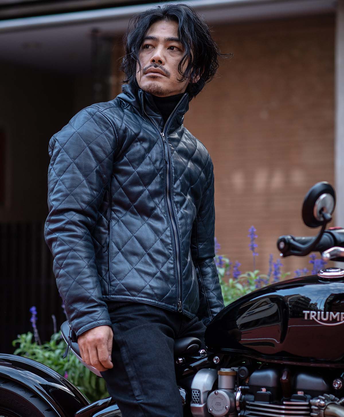 173cm 62kg サイズL ニット着用