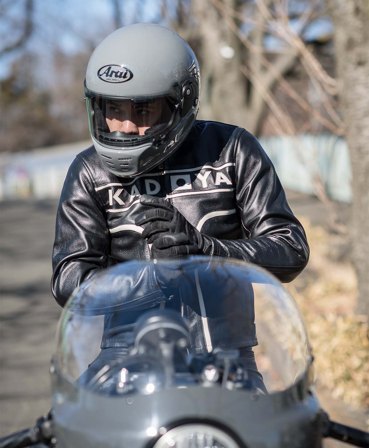 172cm 65kg サイズL Tシャツ着用