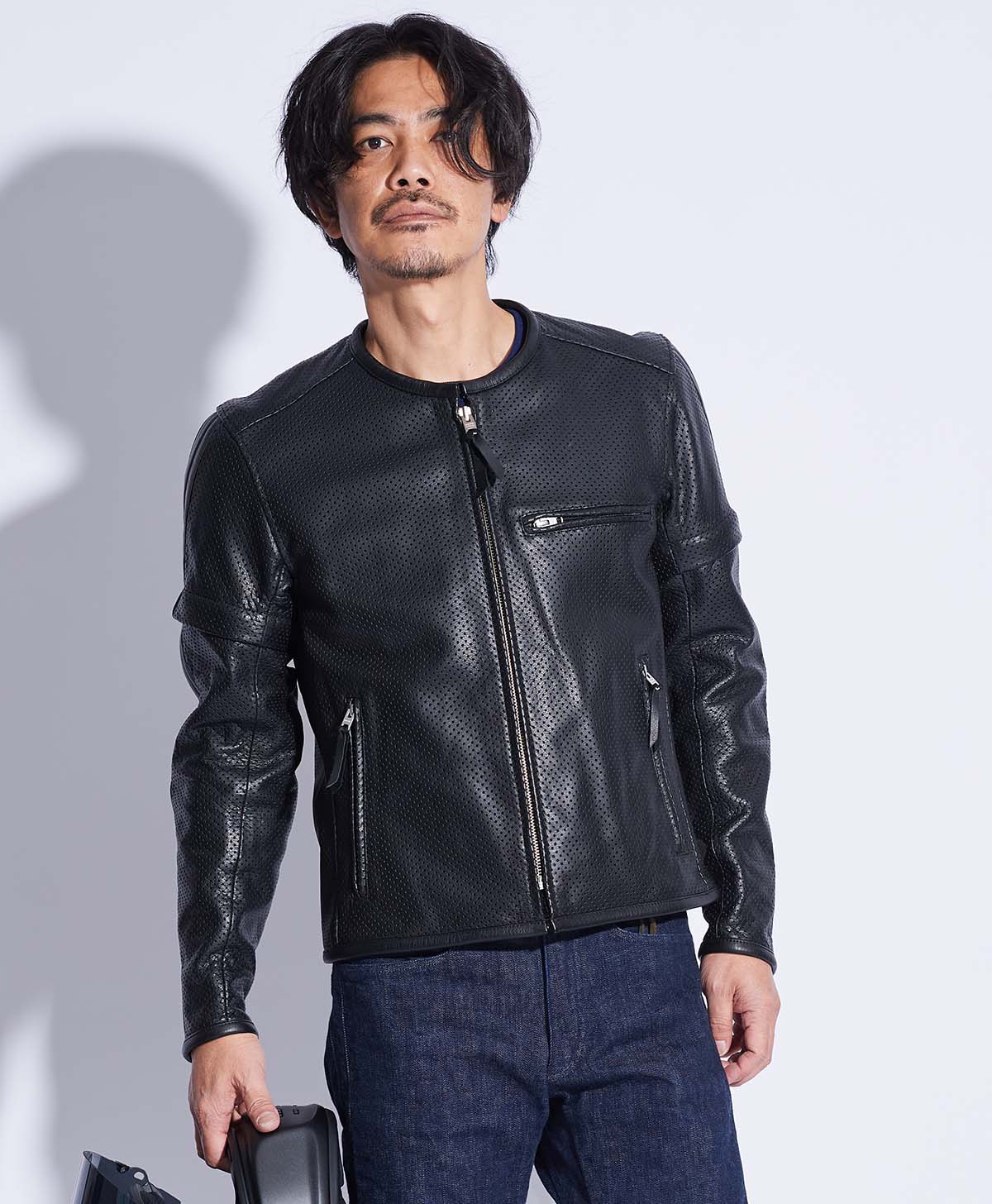 173cm 62kg サイズL Tシャツ着用