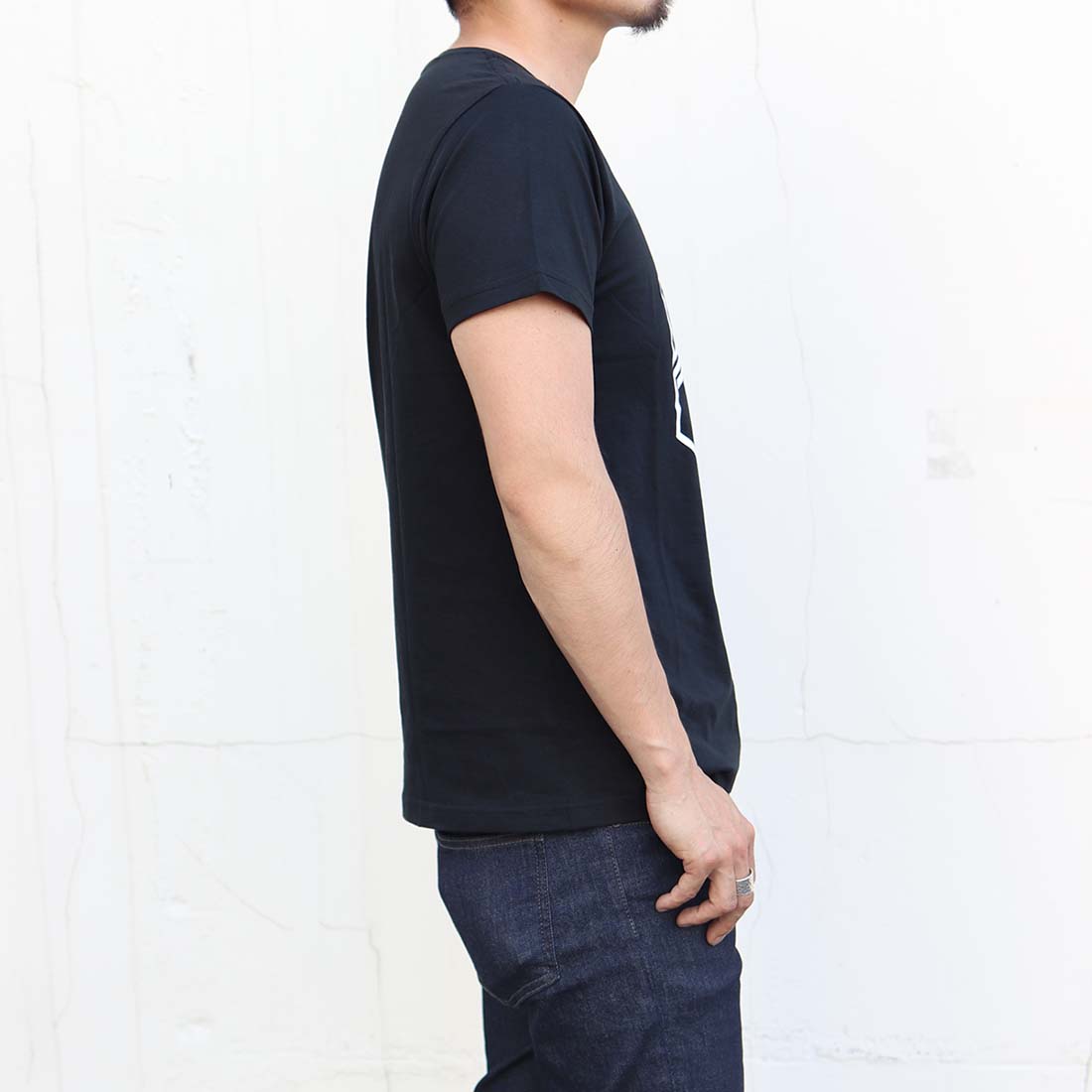 172cm 65kg サイズM