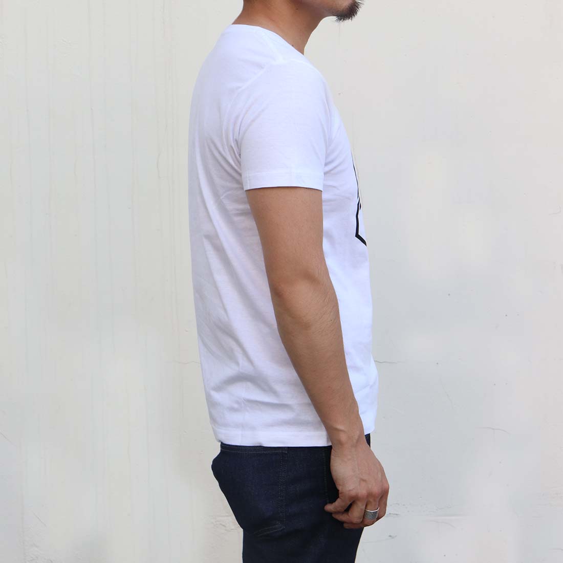 172cm 65kg サイズM