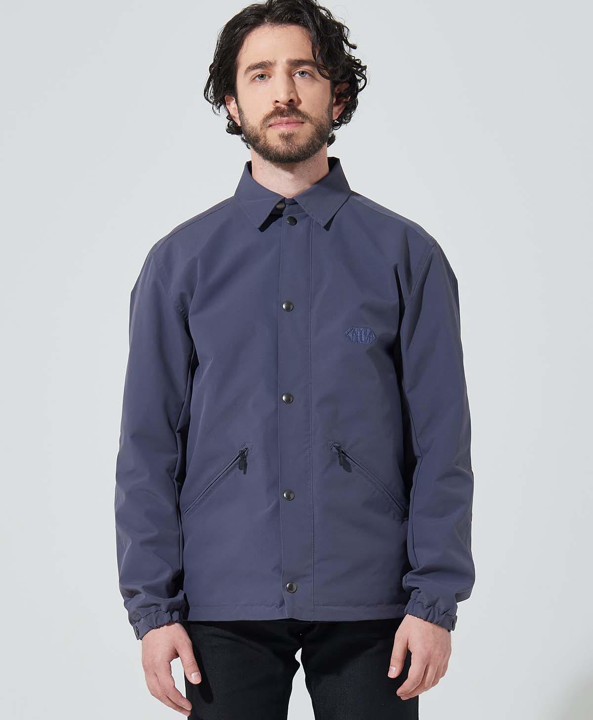 H175 B89 W78 サイズL Tシャツ着用