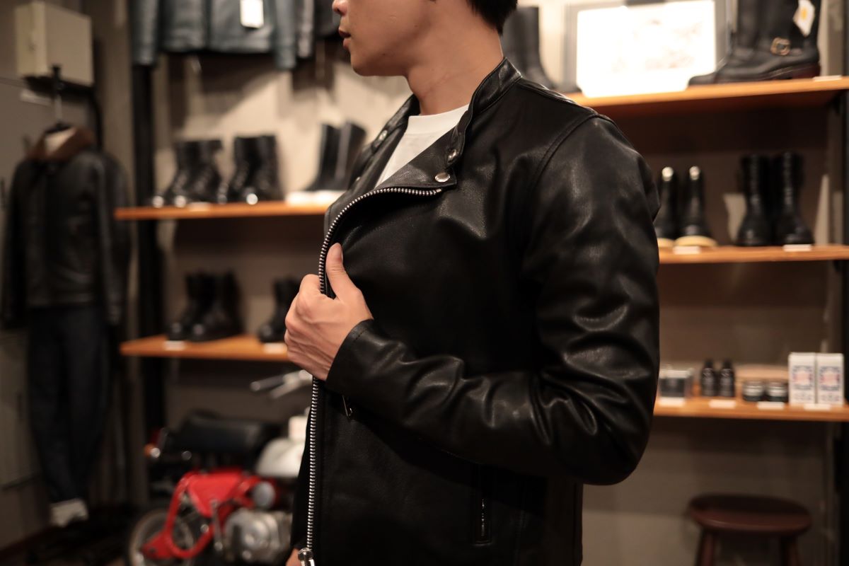 Tiara 山羊革ライダースジャケット 平たい レザージャケット