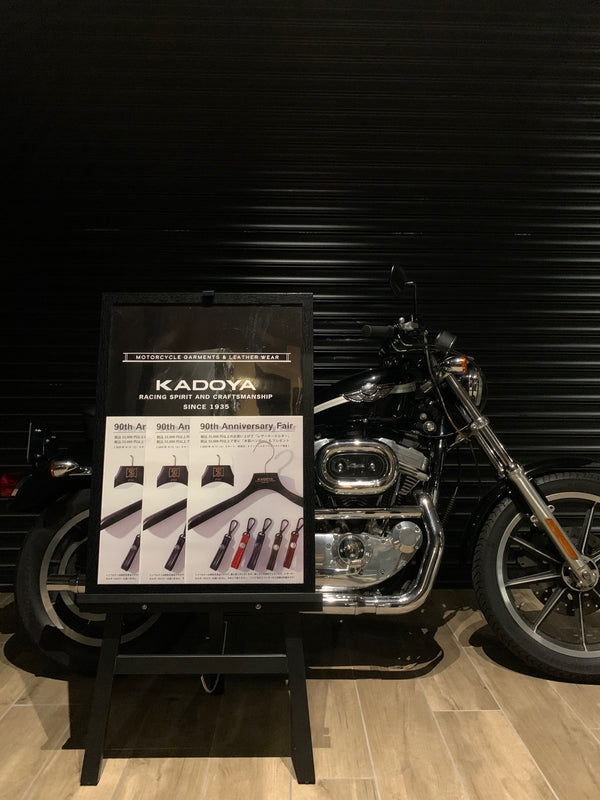 革ジャンとオートバイに魅了される。