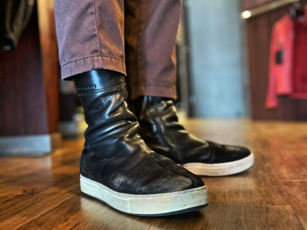 LEATHER HIGH SNEAKER在庫状況に関して。