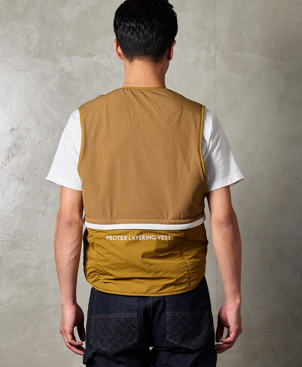 ANORAK VEST / brown