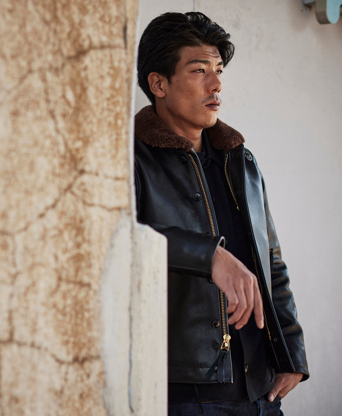 H185 B93 W72 サイズL 着用