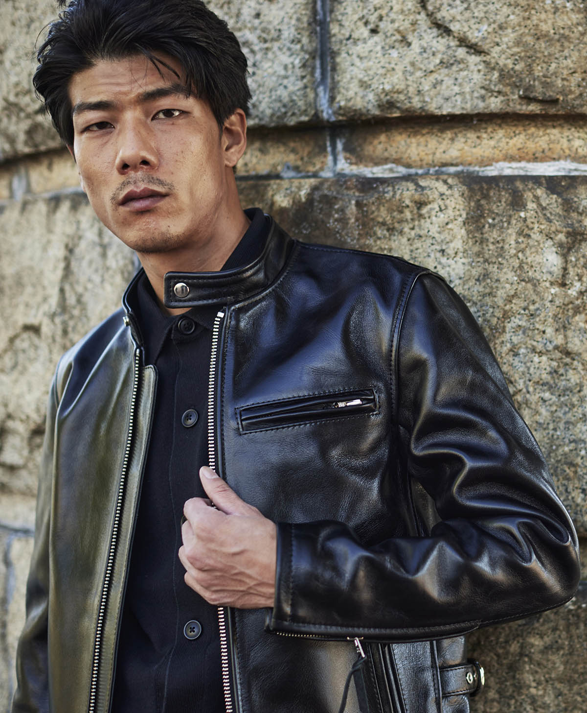 H185 B93 W72 サイズL 着用