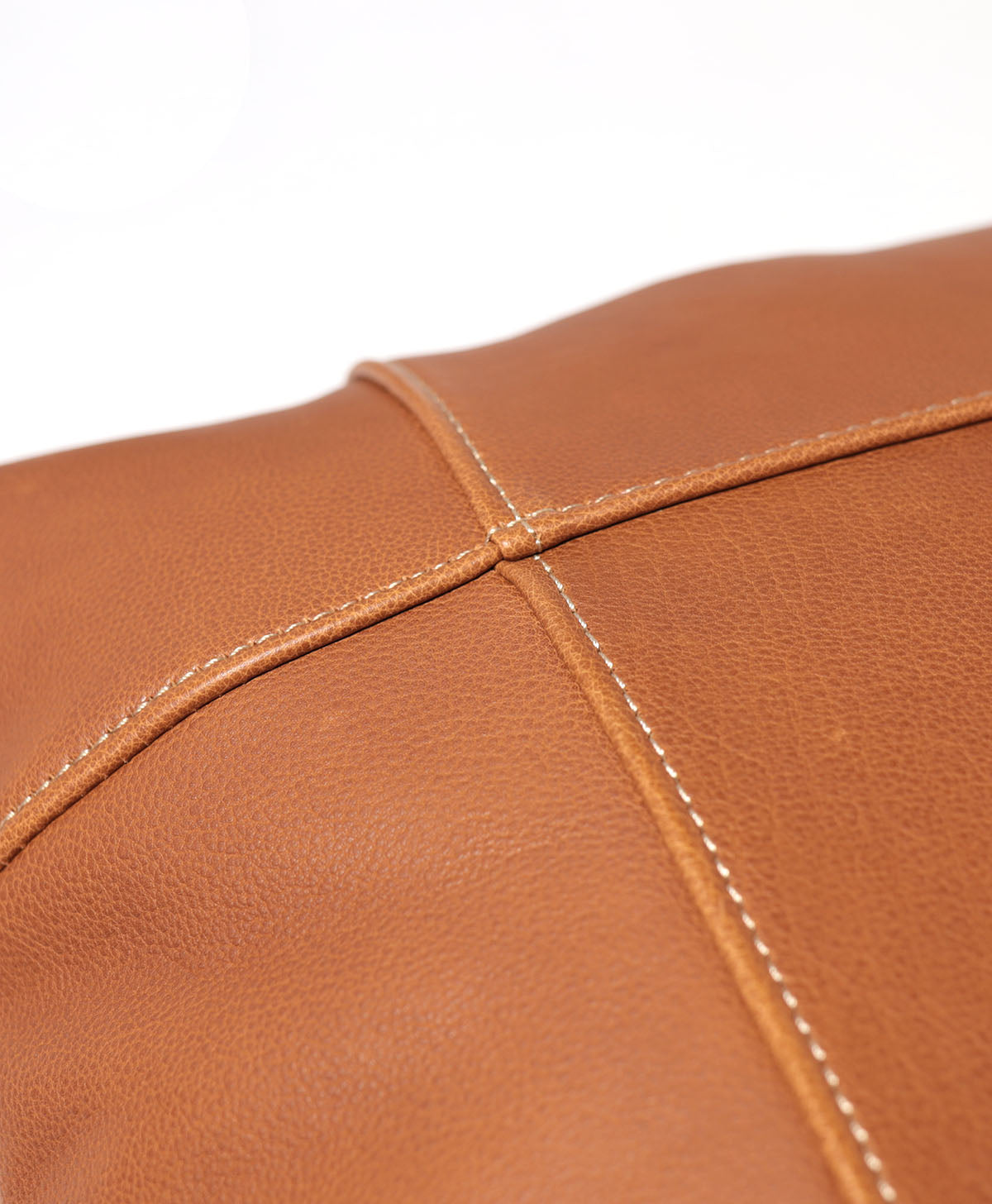 KM/LEATHER CUSHION / CAMEL