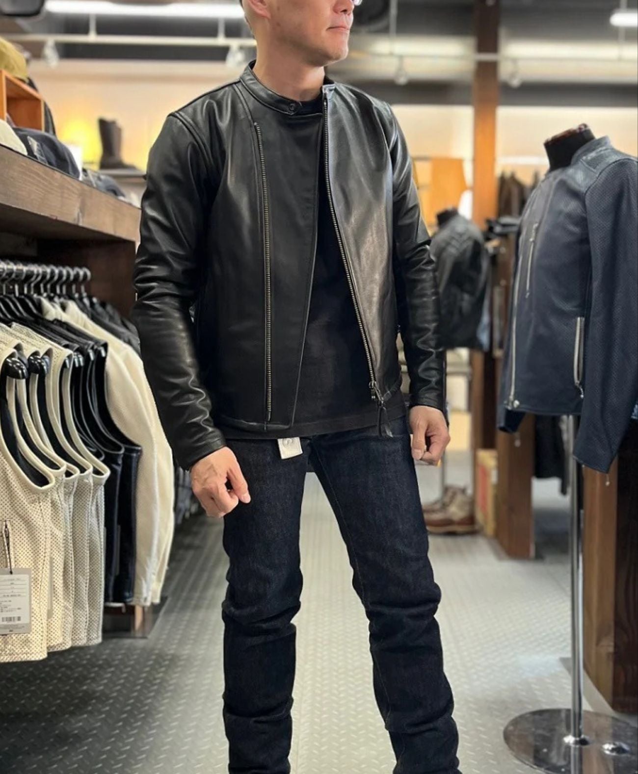 171cm 75kg Size: LL