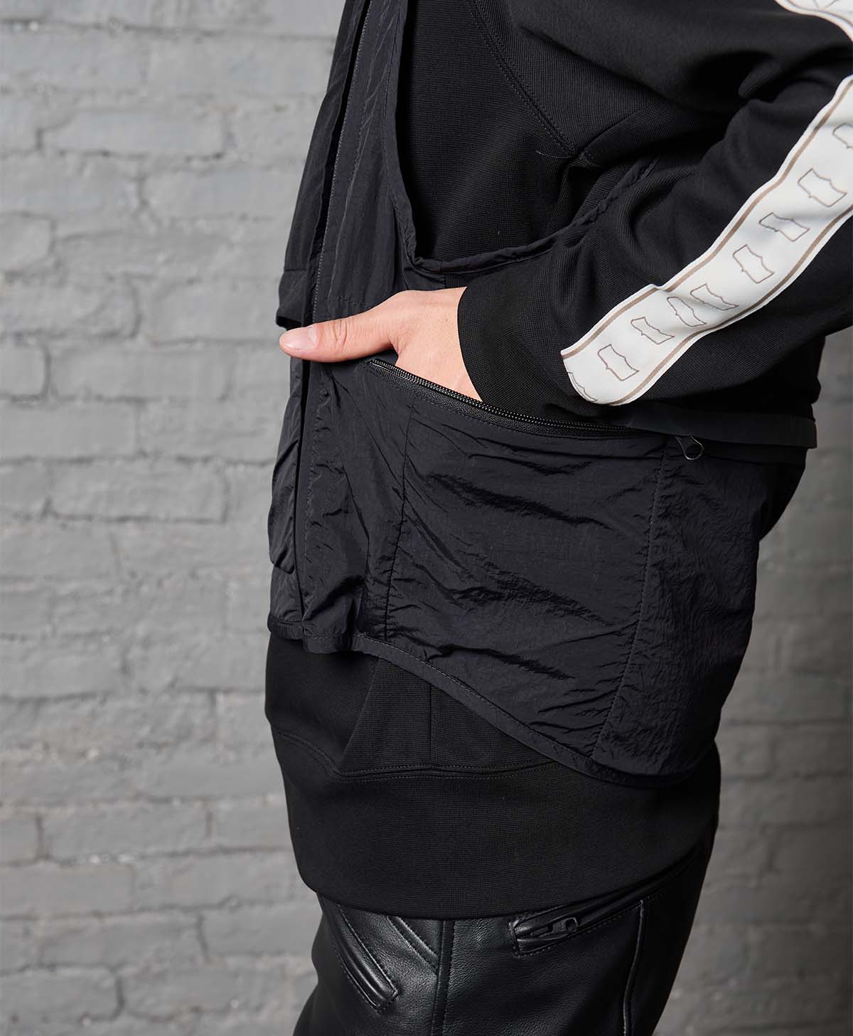 ANORAK VEST / Black