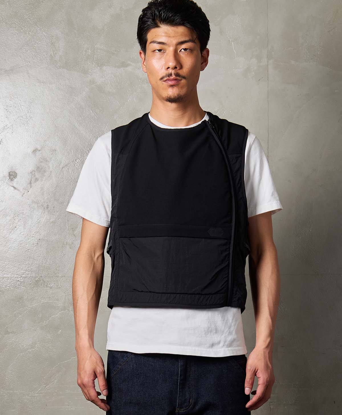 ANORAK VEST / ブラック