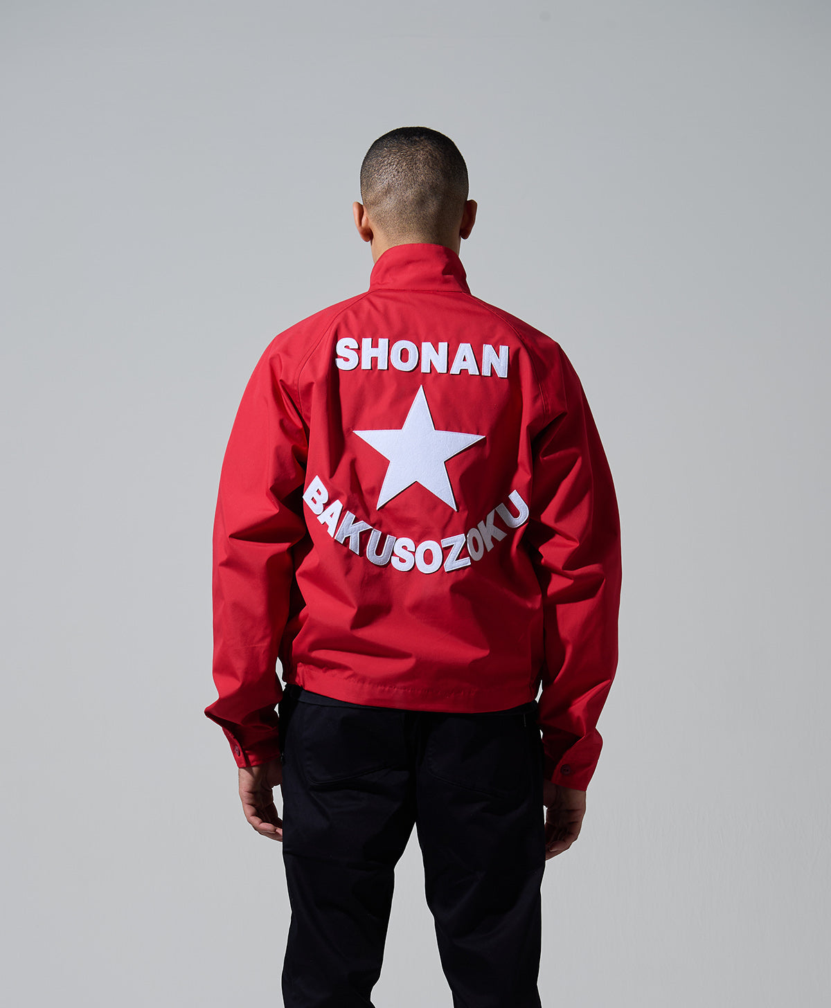 H178 B84 W72 サイズL 着用