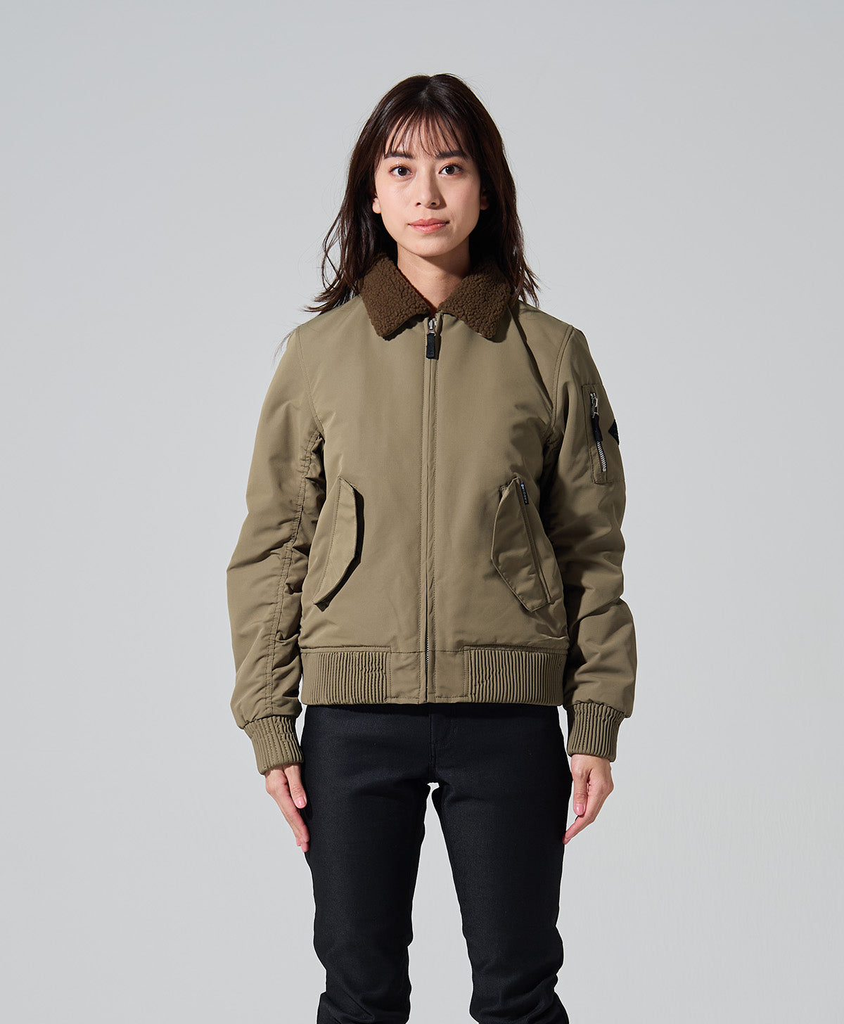 H167 B79 W59 H86 サイズWM Tシャツ着用