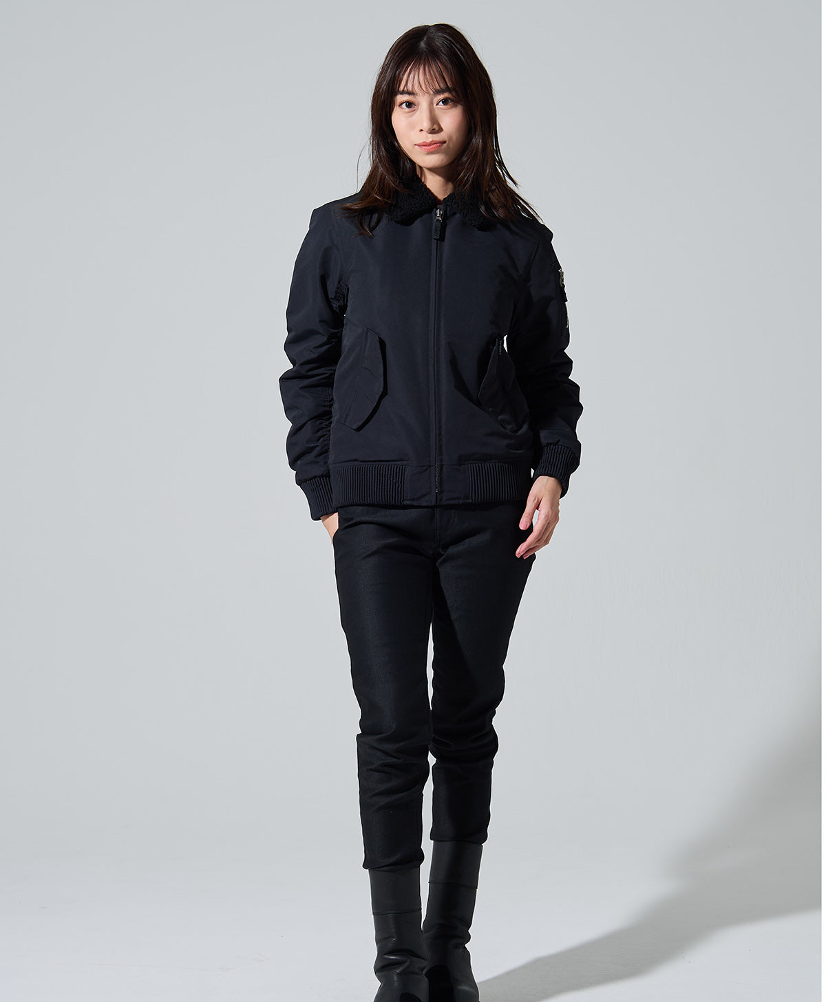 H167 B79 W59 H86 サイズWM Tシャツ着用