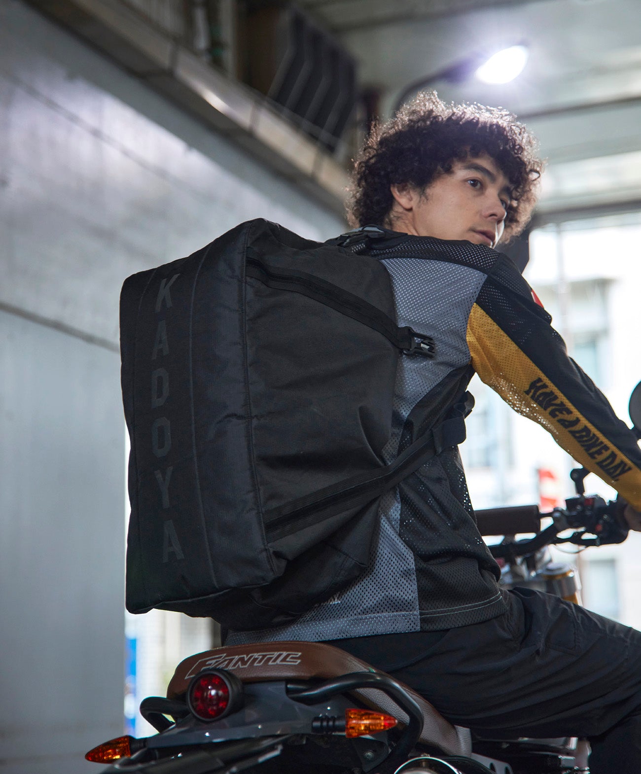 2WAY DUFFLE PACK｜KADOYA｜ツーリングバッグ 2WAY