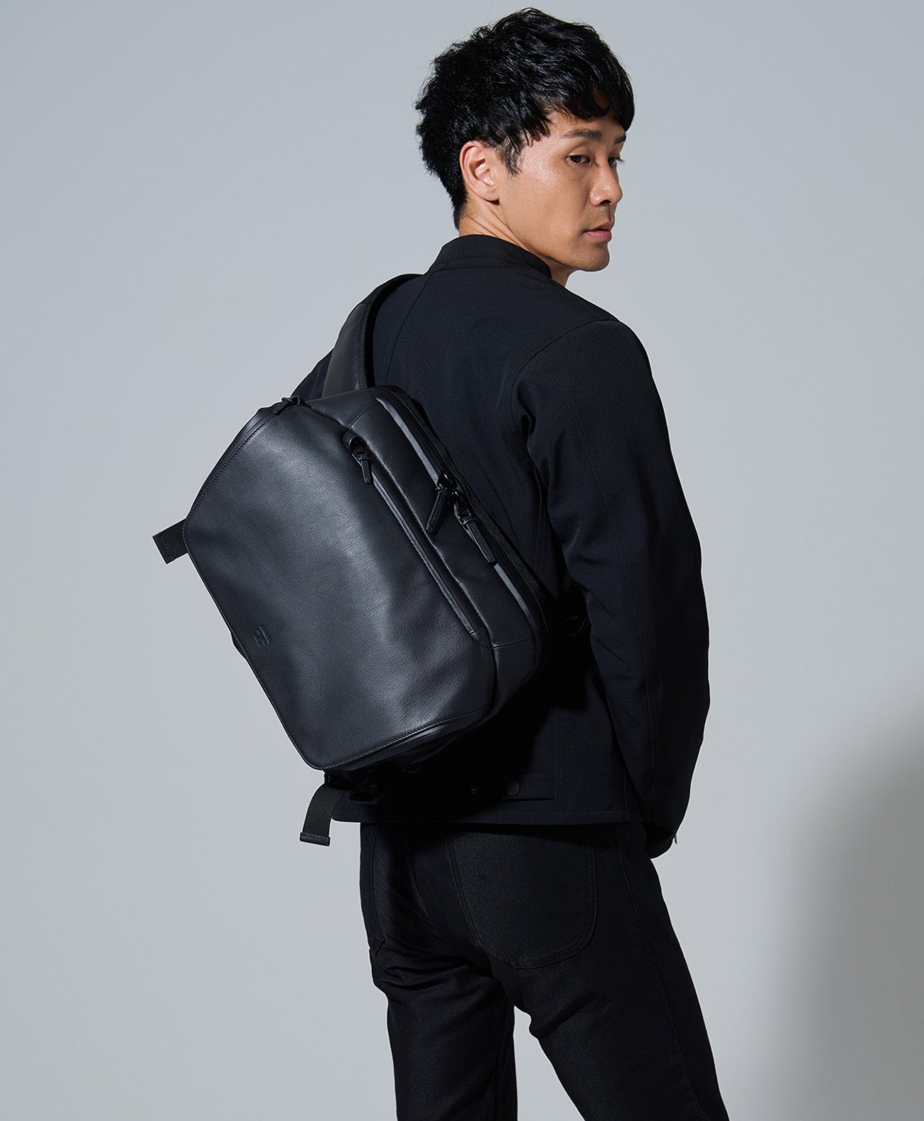 RIDERS SLING BAG
