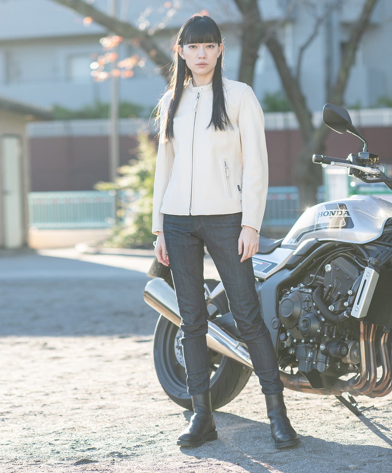 H172 B79 W62 H87 サイズWM 着用