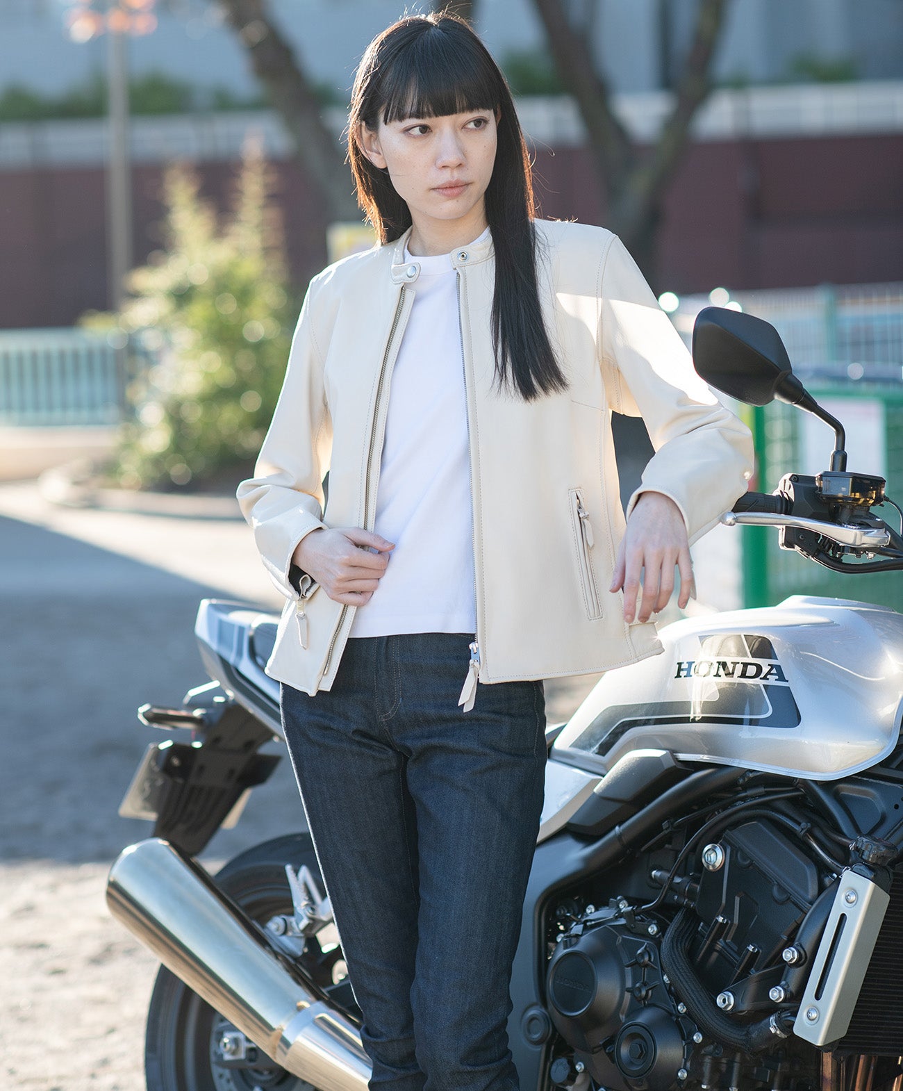 H172 B79 W62 H87 サイズWM 着用