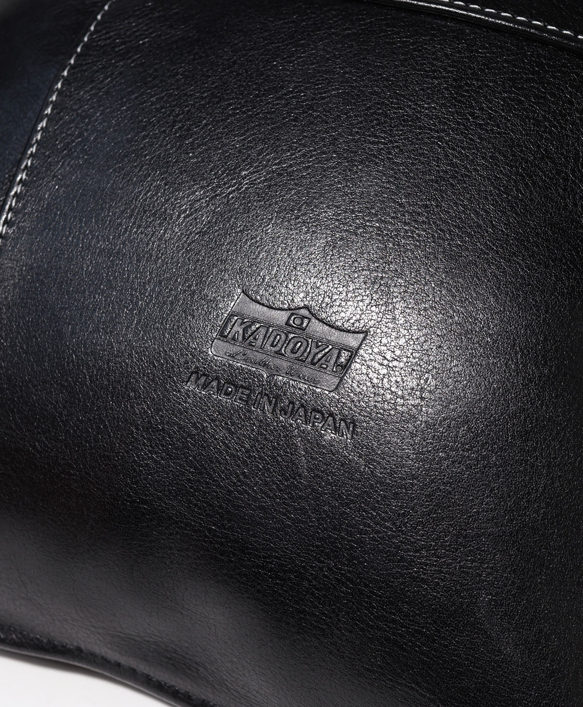 KM/LEATHER CUSHION / BLACK