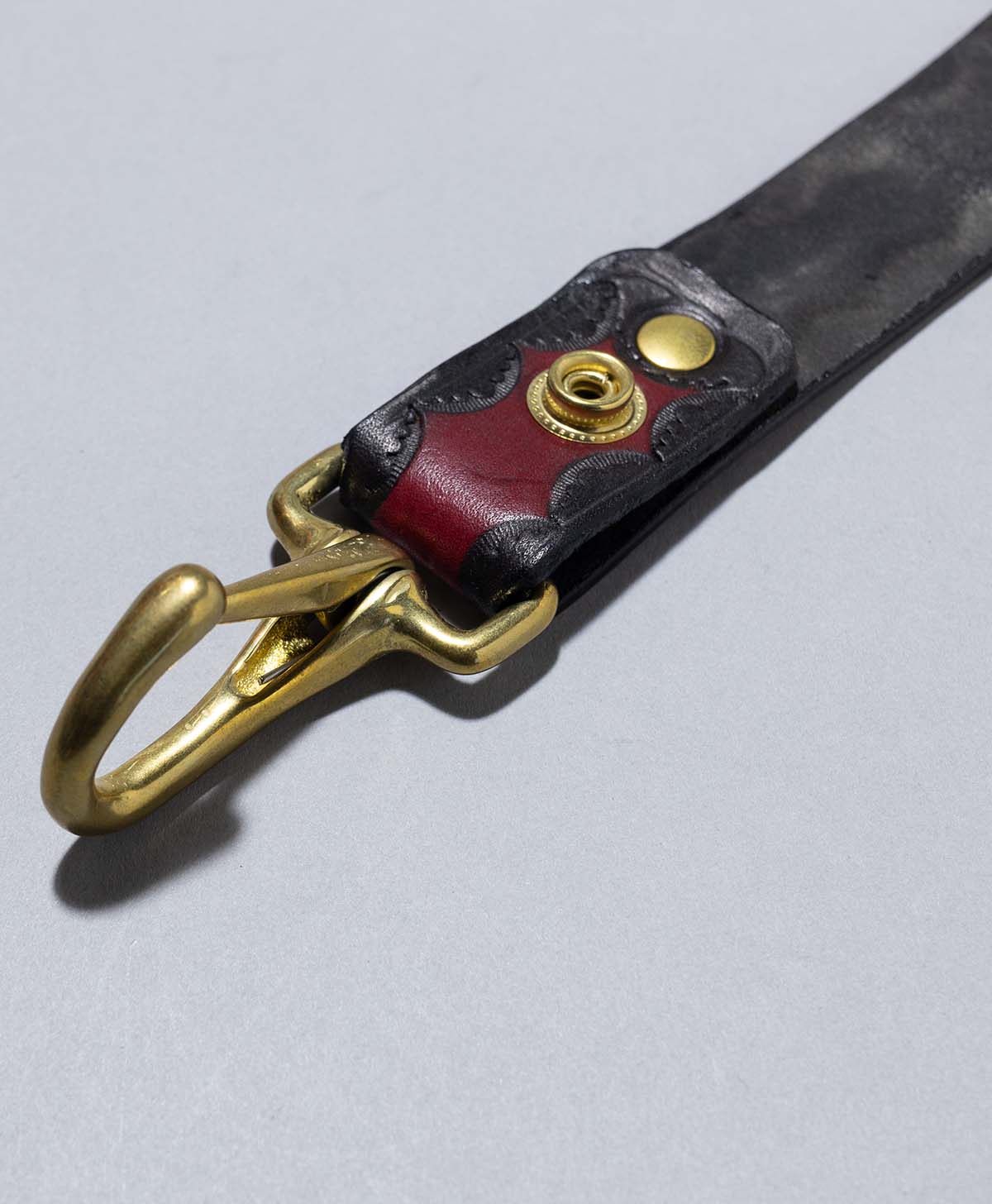 INER IRON SNAP KEYHERTER / BLACK / RED