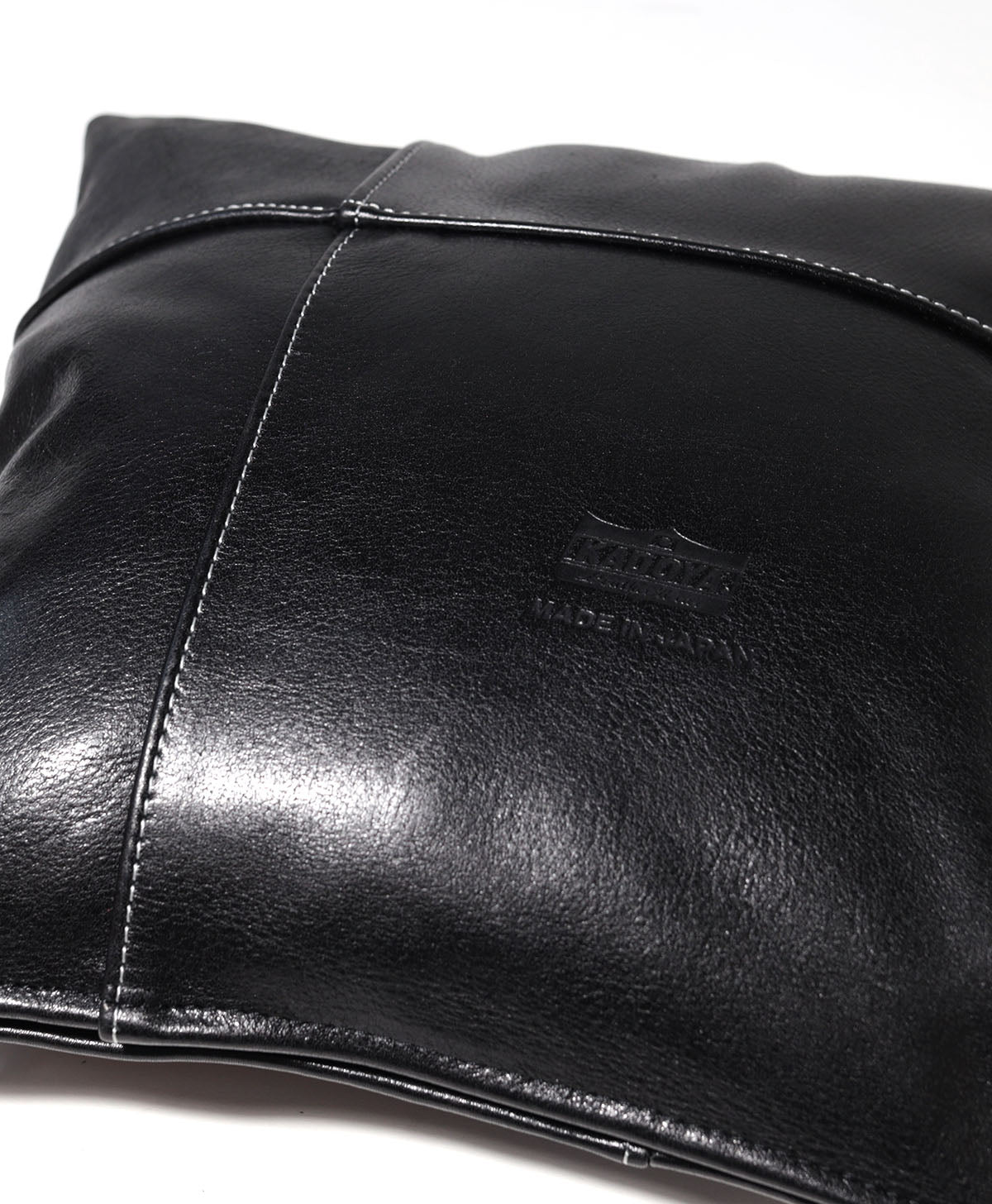 KM/LEATHER CUSHION / BLACK