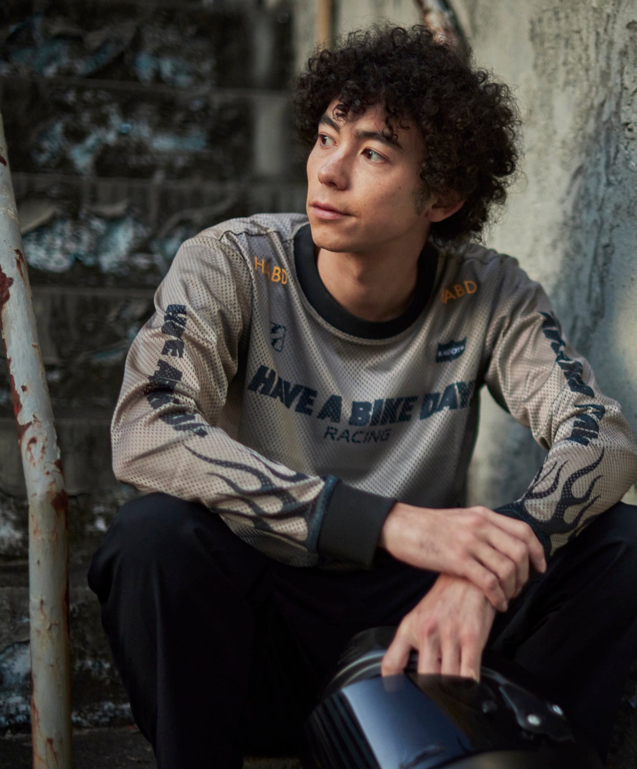 H184 B94 W72 サイズL 着用