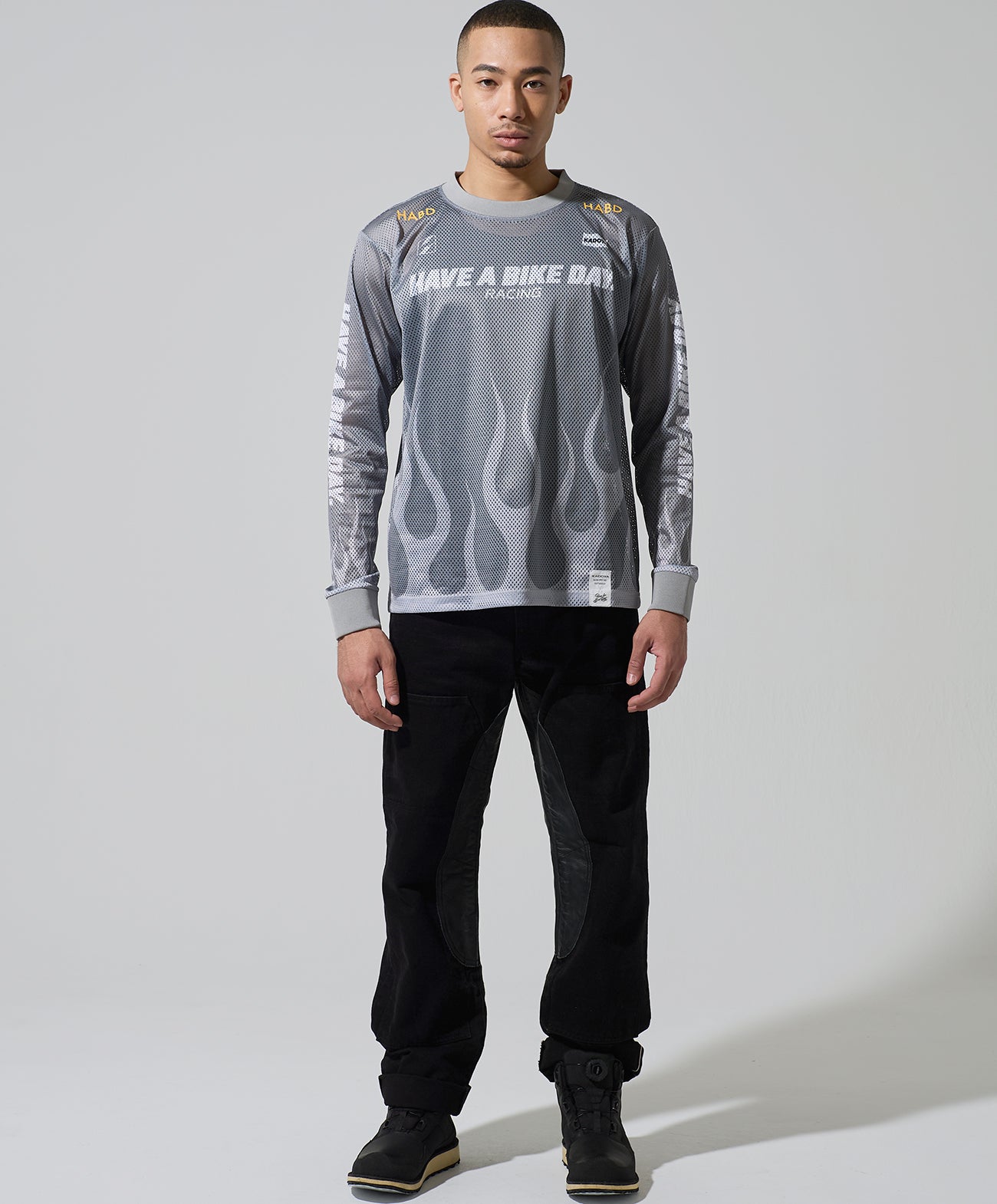 H178 B84 W72 サイズL 着用