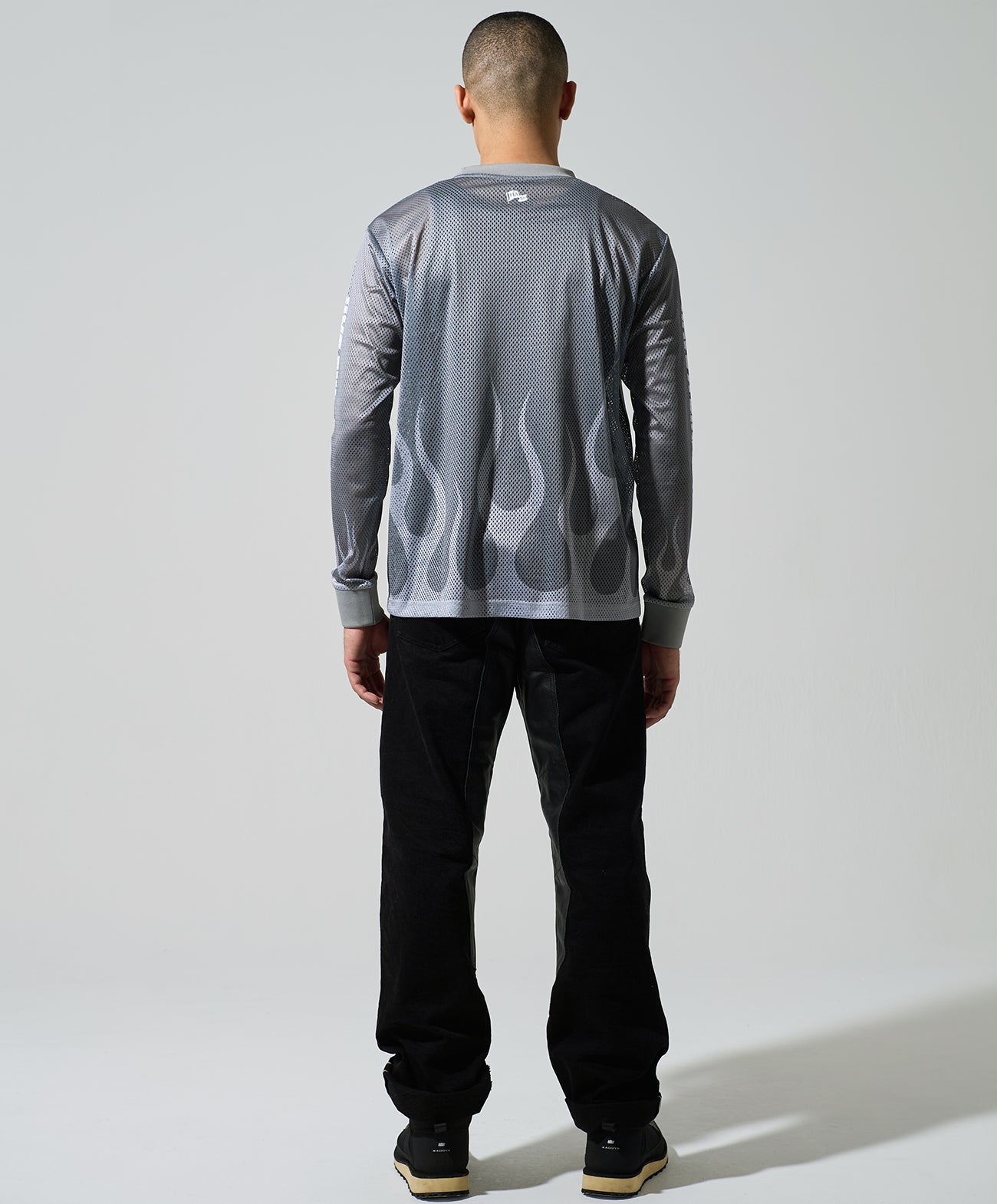 H178 B84 W72 サイズL 着用