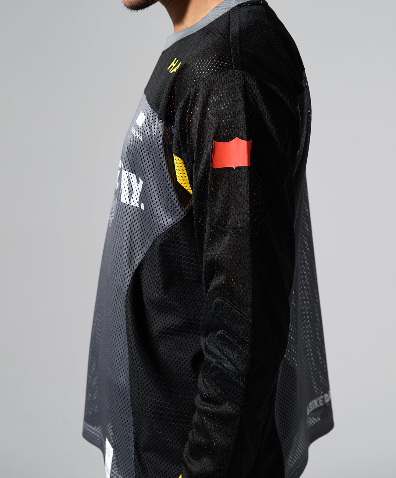 H178 B84 W72 サイズL 着用