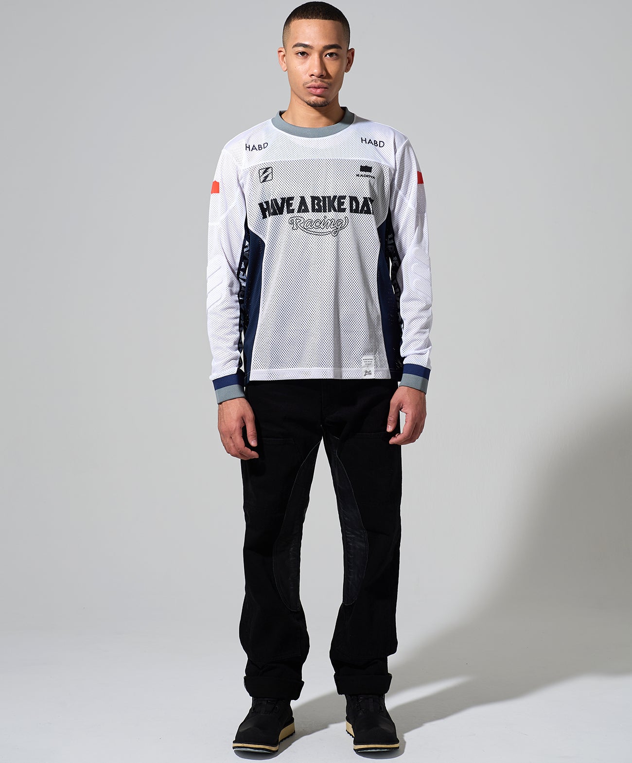 H178 B84 W72 サイズL 着用