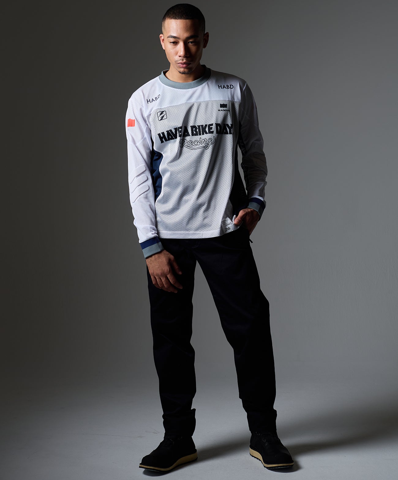 H178 B84 W72 サイズL 着用