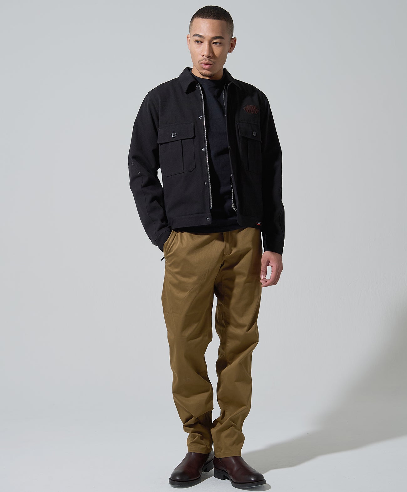 H178 B84 W72 サイズL 着用