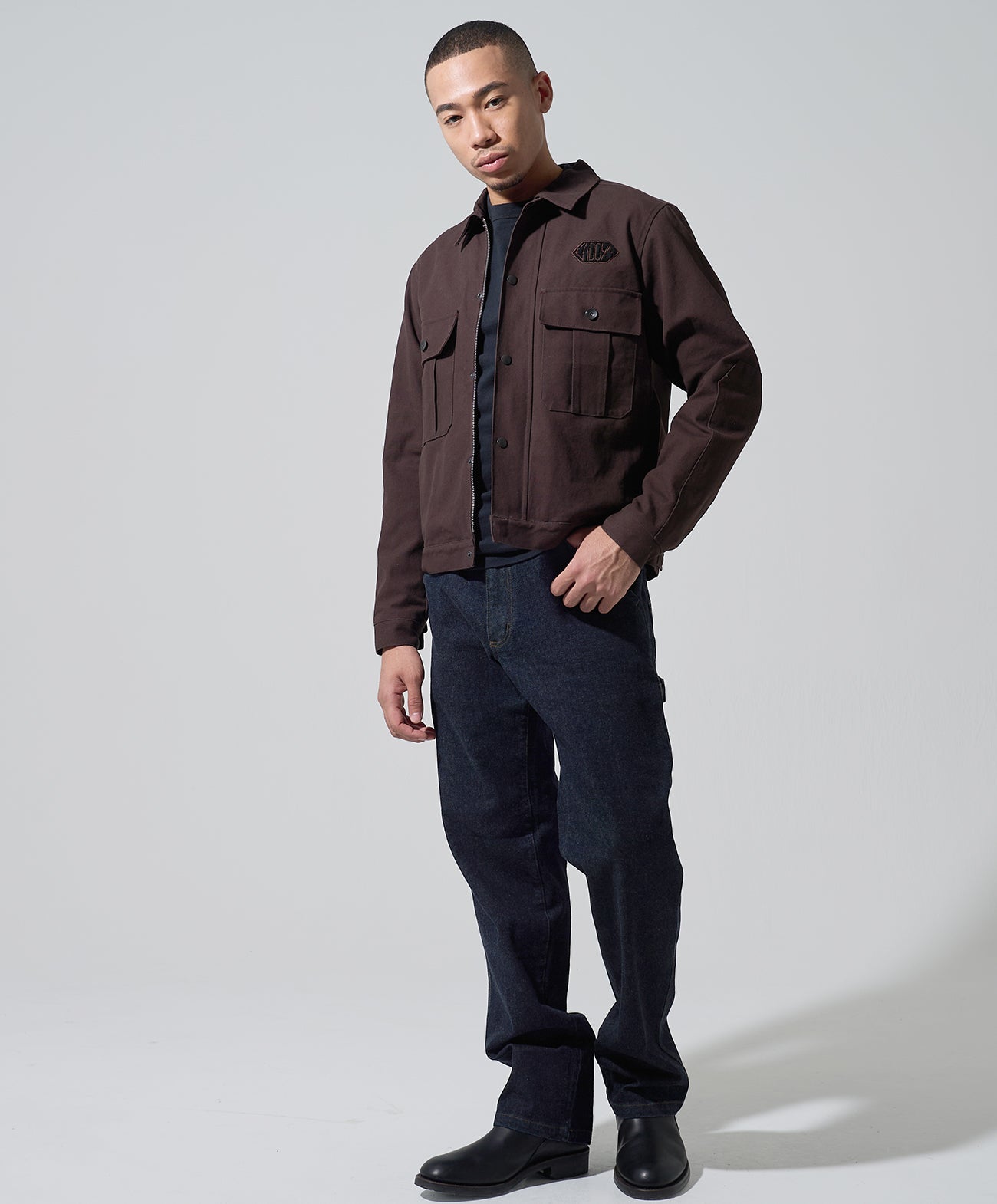 H178 B84 W72 サイズL 着用