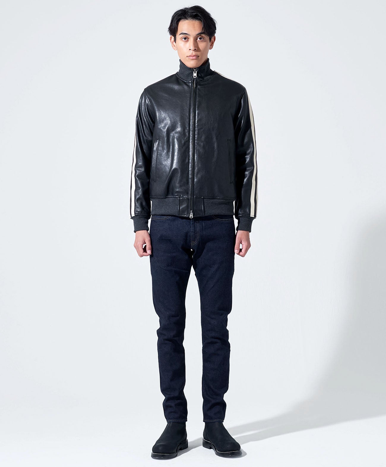 H186 B94 W78 サイズL 着用