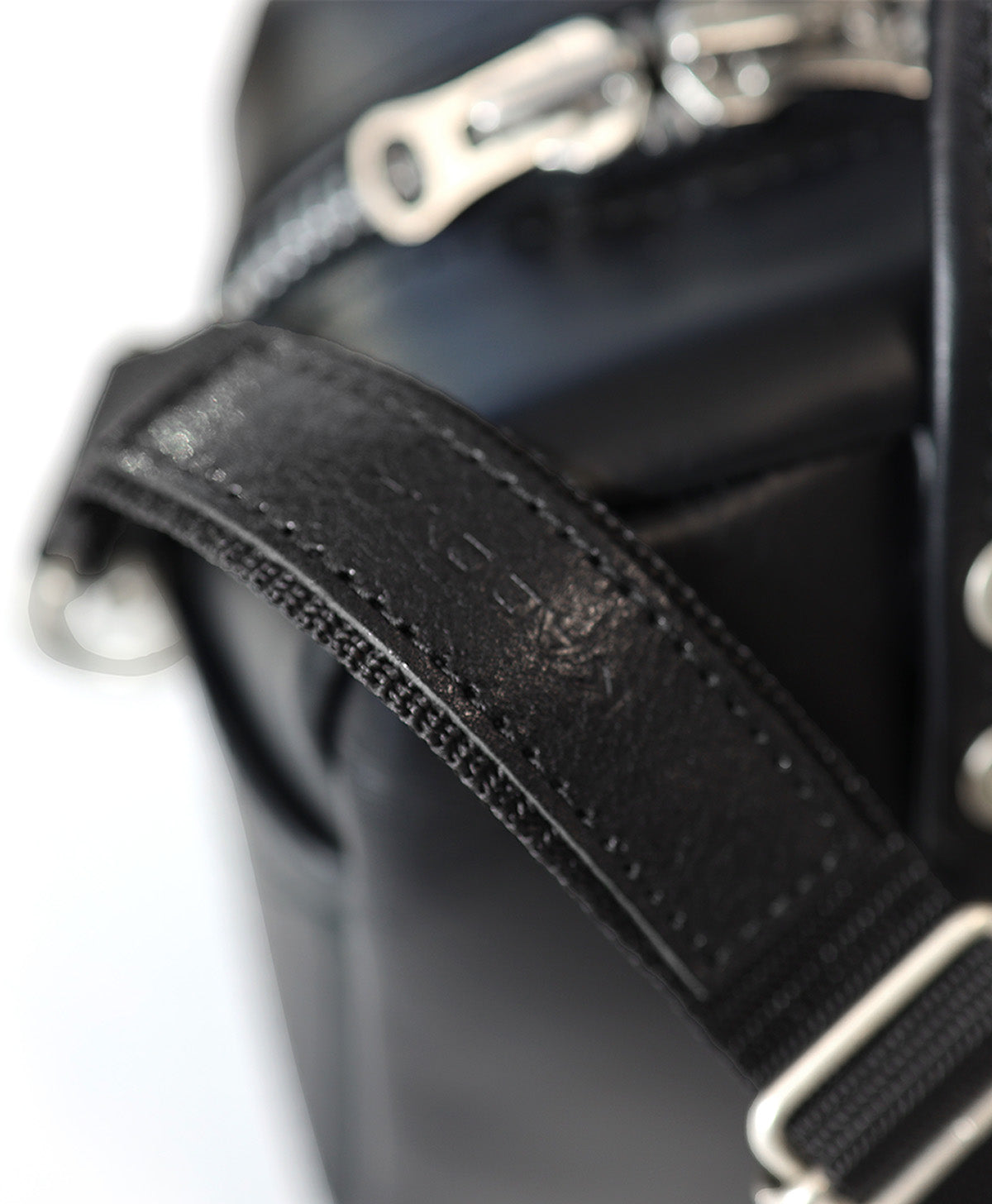 ※バッグ本体は付属しません。