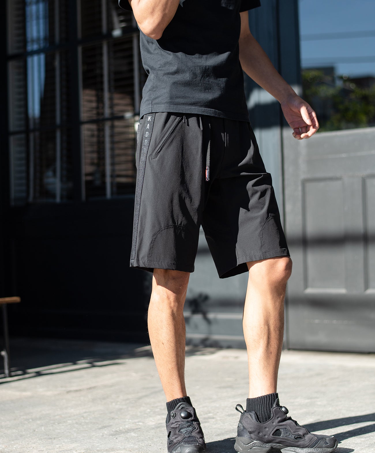 H185 B93 W72 サイズL 着用