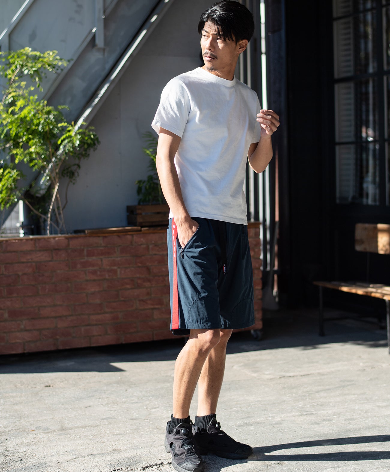 H185 B93 W72 サイズL 着用