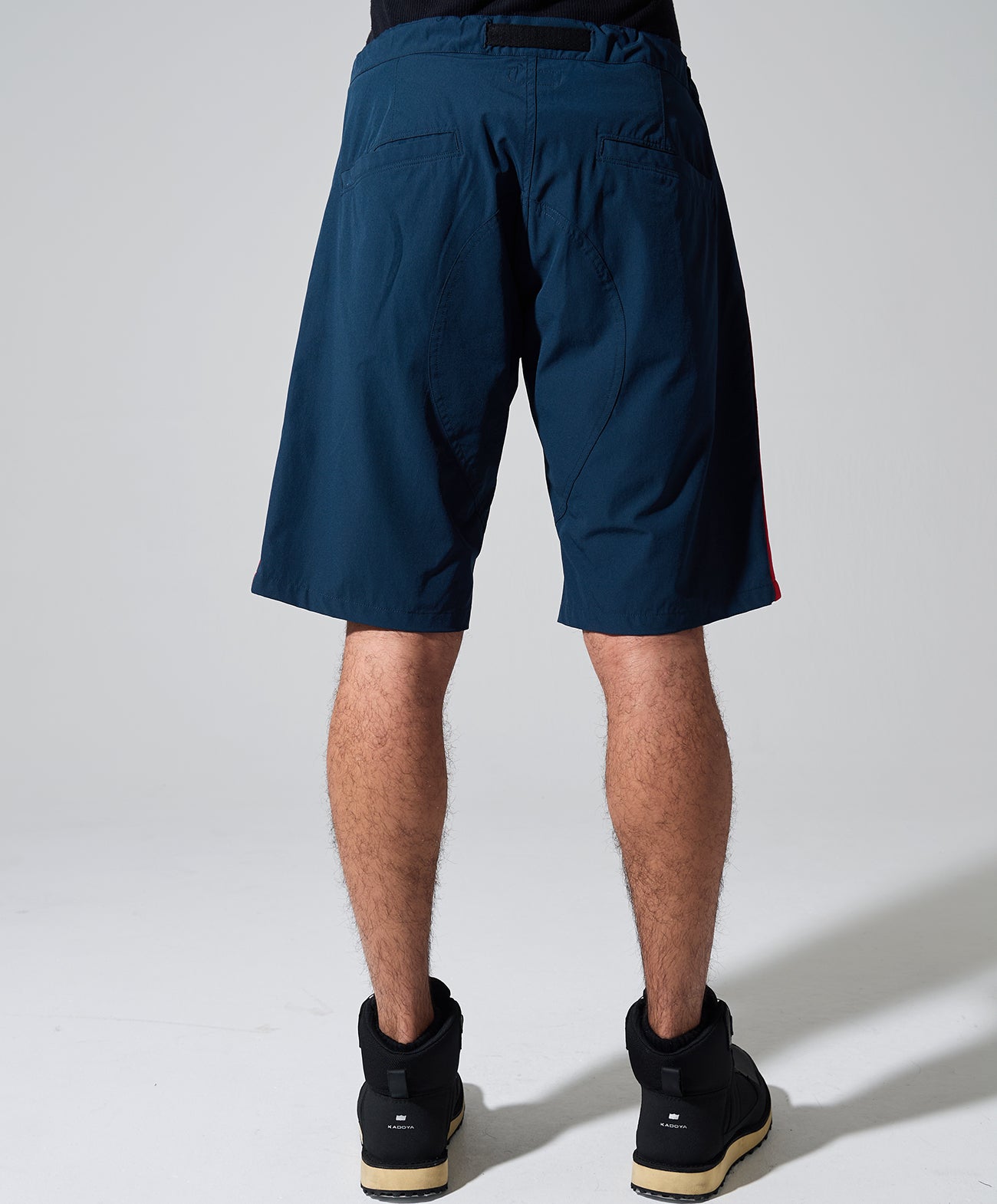 H178 B84 W72 サイズL 着用