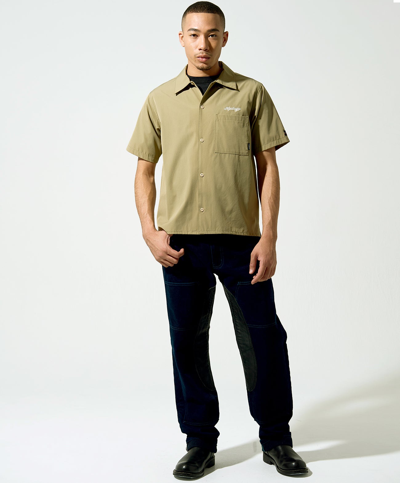 H178 B84 W72 サイズL 着用