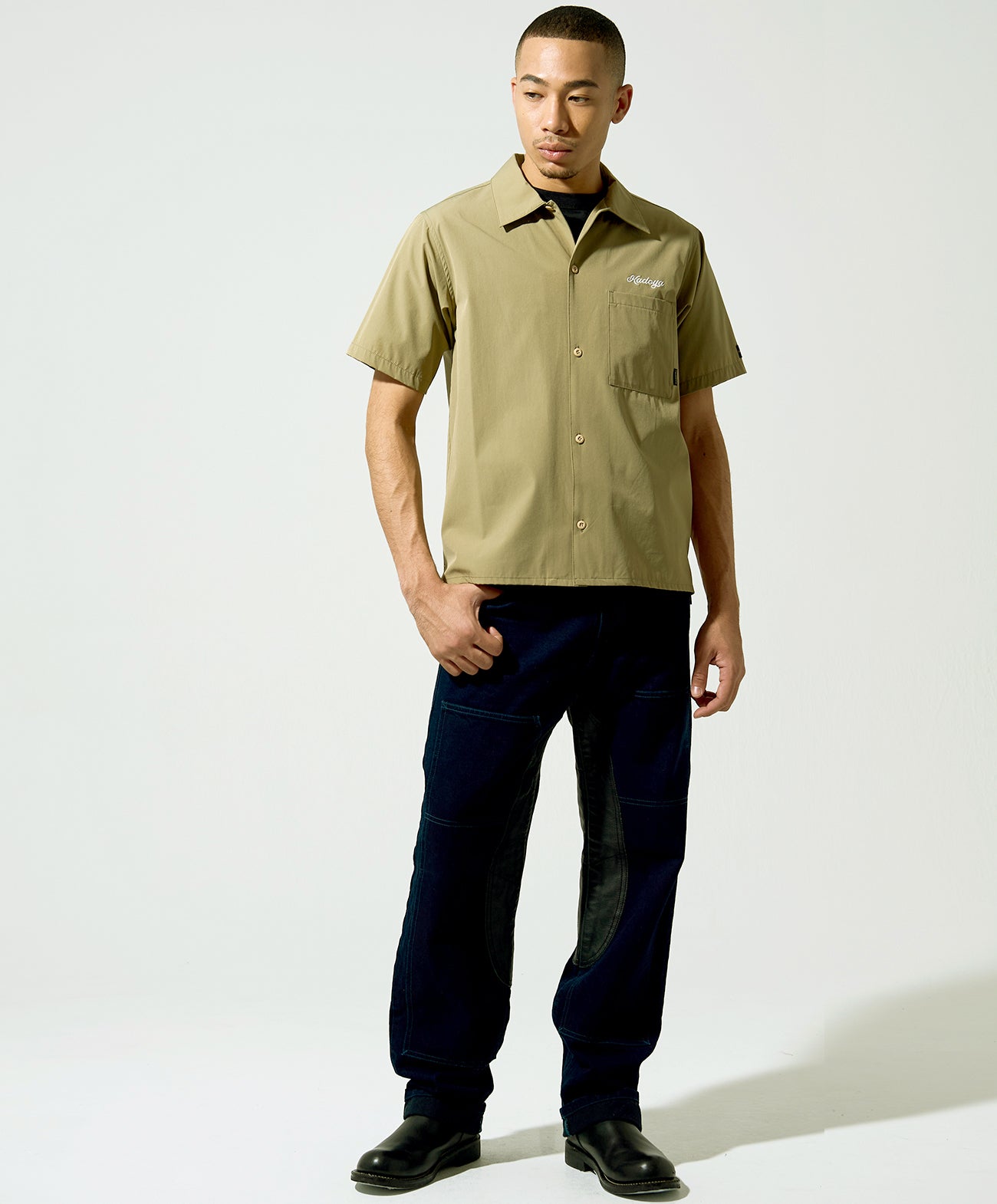 H178 B84 W72 サイズL 着用