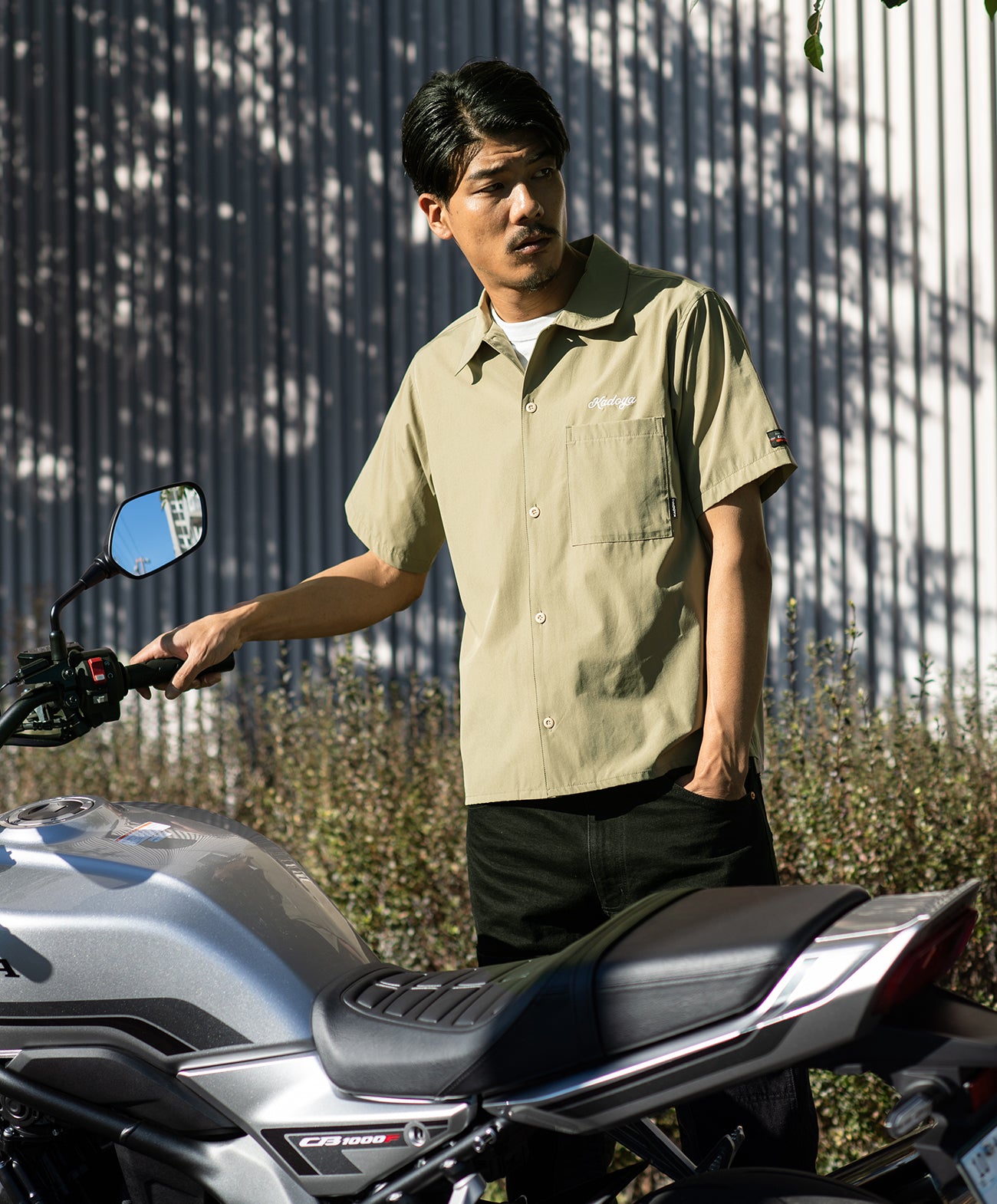 H185 B93 W72 サイズL 着用