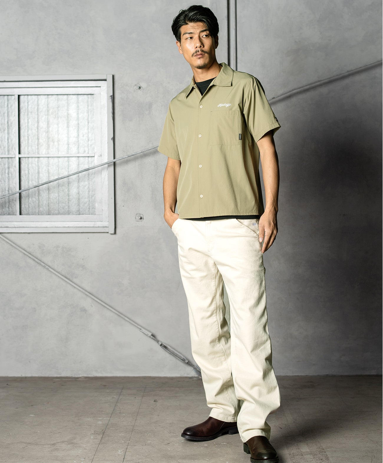 H185 B93 W72 サイズL 着用