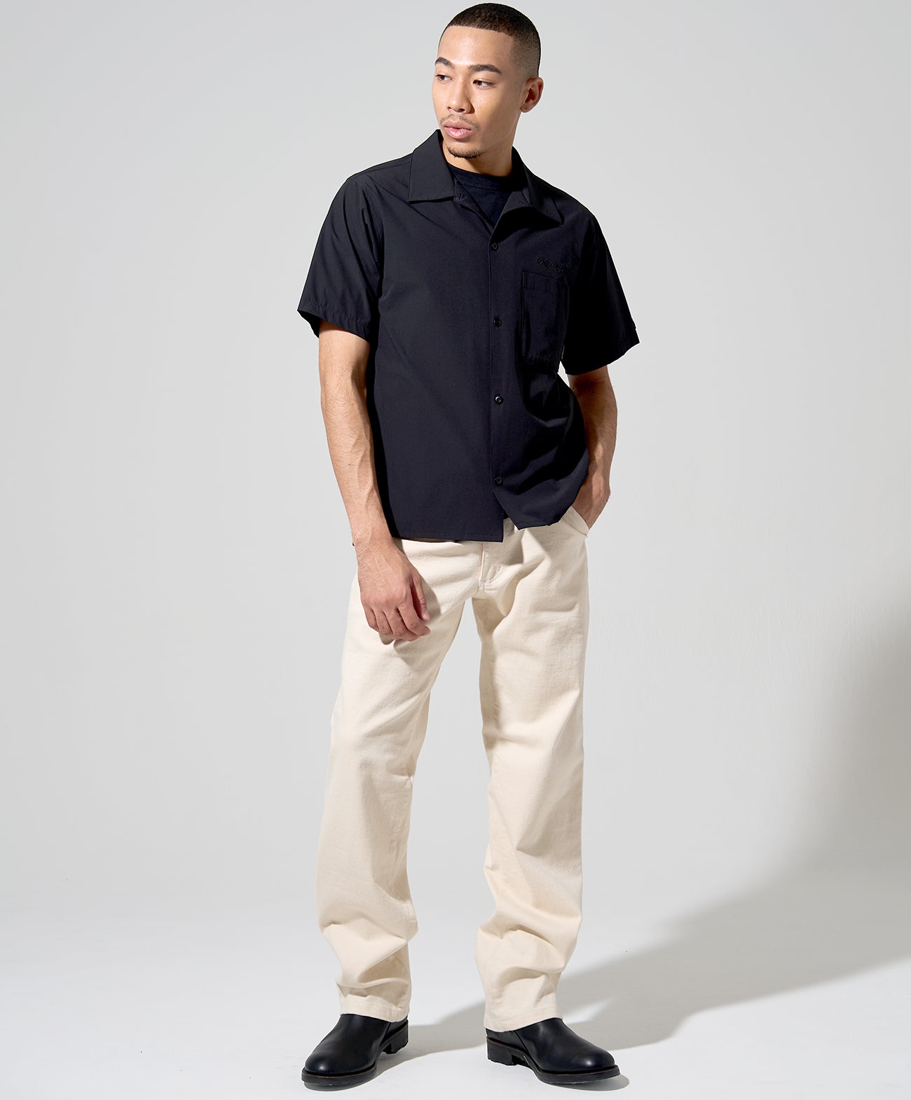 H178 B84 W72 サイズL 着用