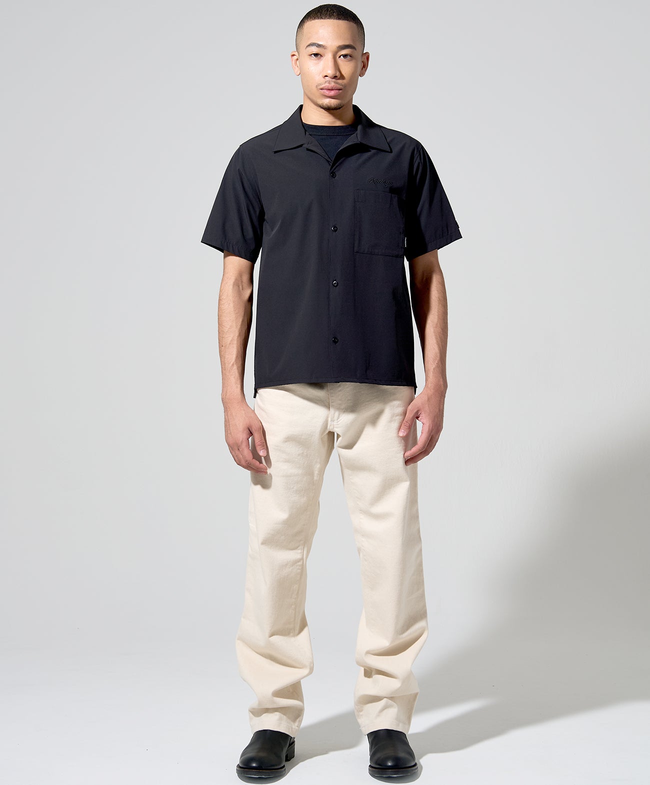 H178 B84 W72 サイズL 着用