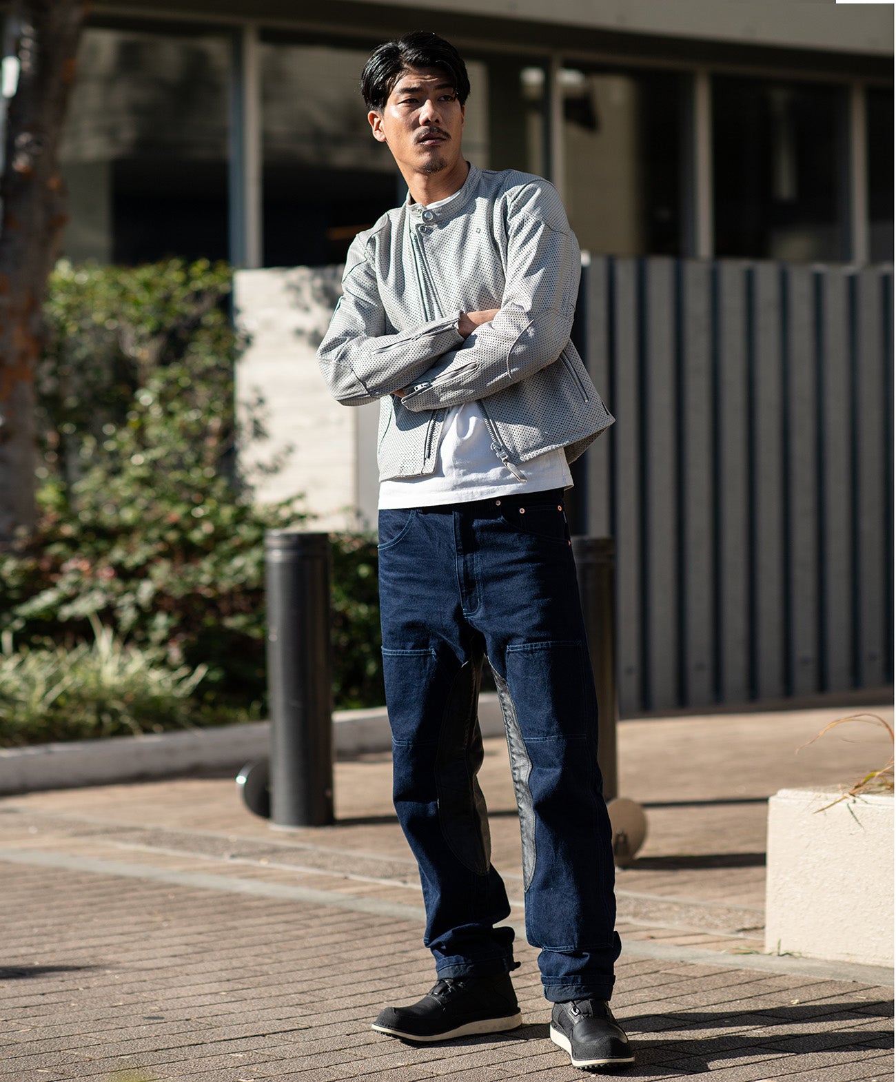 H185 B93 W72 サイズL 着用