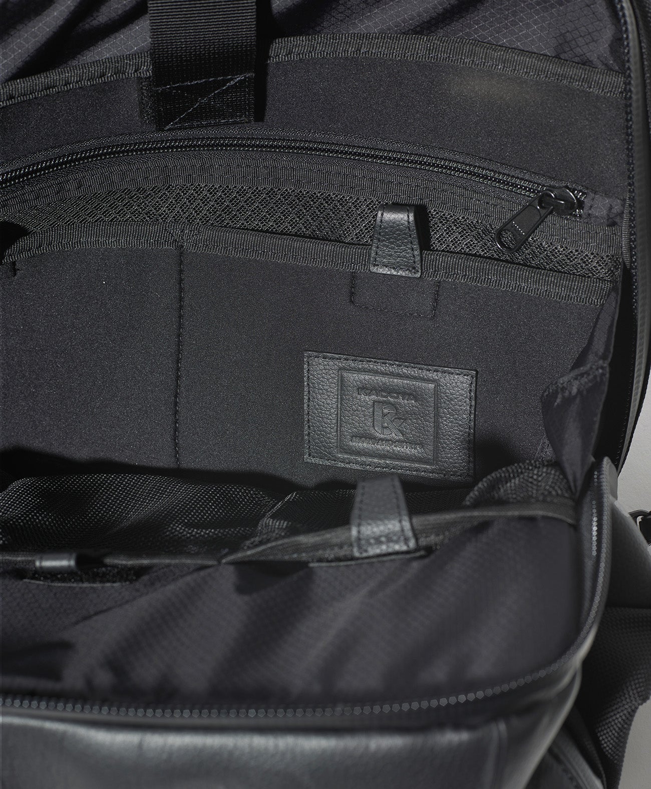 RIDERS SLING BAG