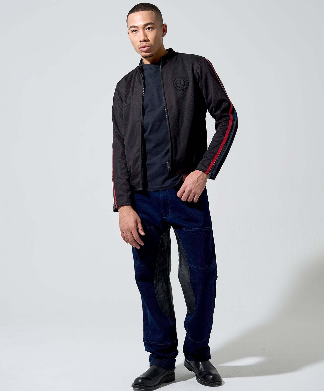 H178 B84 W72 サイズL 着用