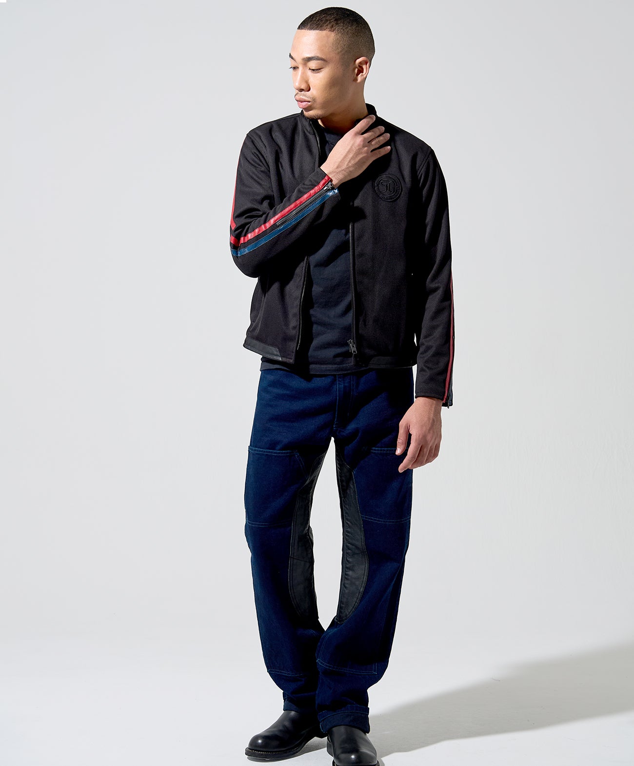 H178 B84 W72 サイズL 着用